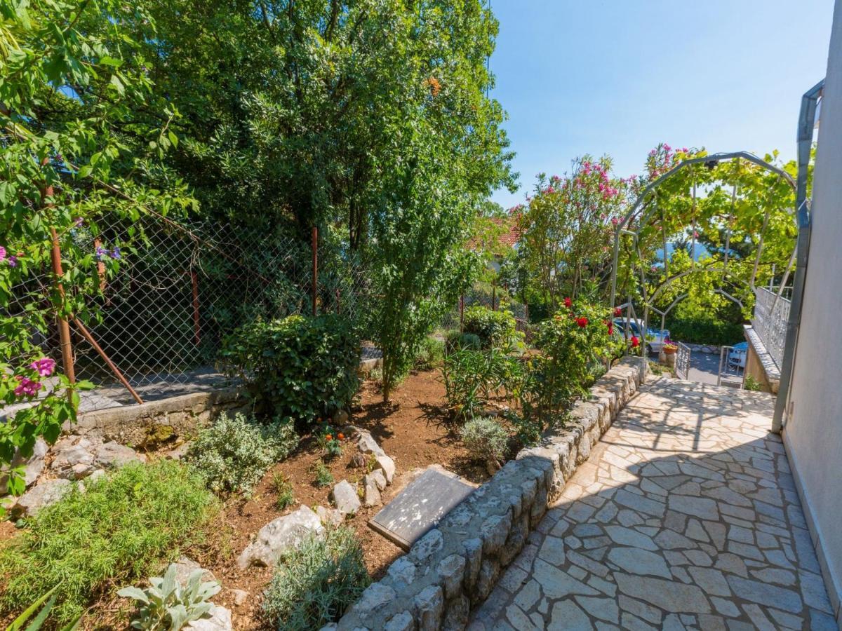 Apartments Adrasteja Dramalj Kültér fotó